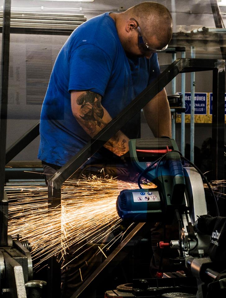 Ipari fémszerkezetek és hegesztési munkák - BDSTEEL