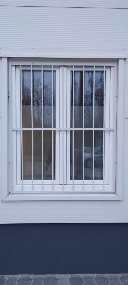 BDSTEEL munkák - lakatosmunkák, lépcsőépítés, fémszerkezetek